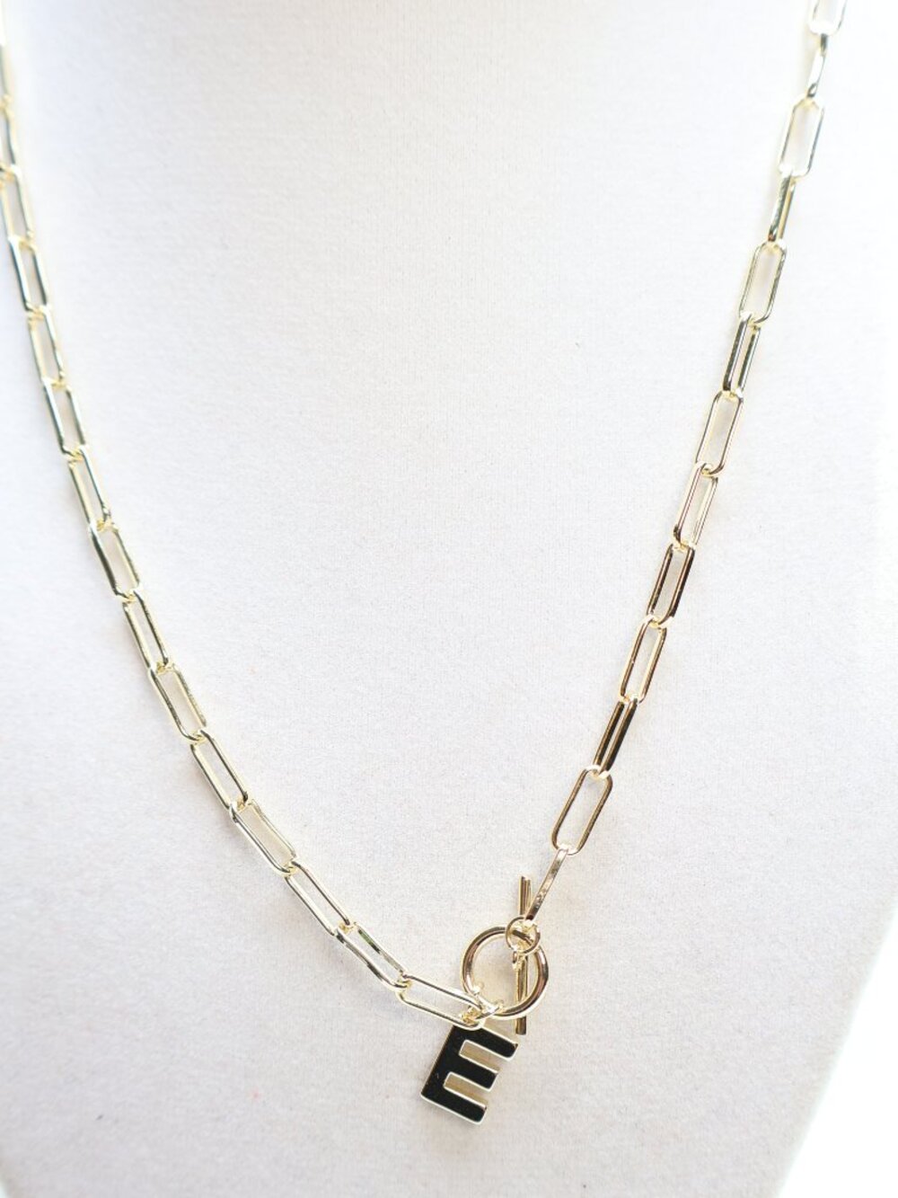 Natalie Wood Designs Gold Tone Letter Initial E Toggle Necklace $45 NWOT